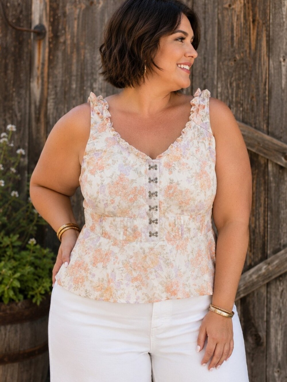 Torrid Plus Size 2x: Floral V-Neck Peplum Grommet Tank Top